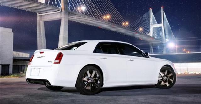 كرايسلر chrysler srt 300